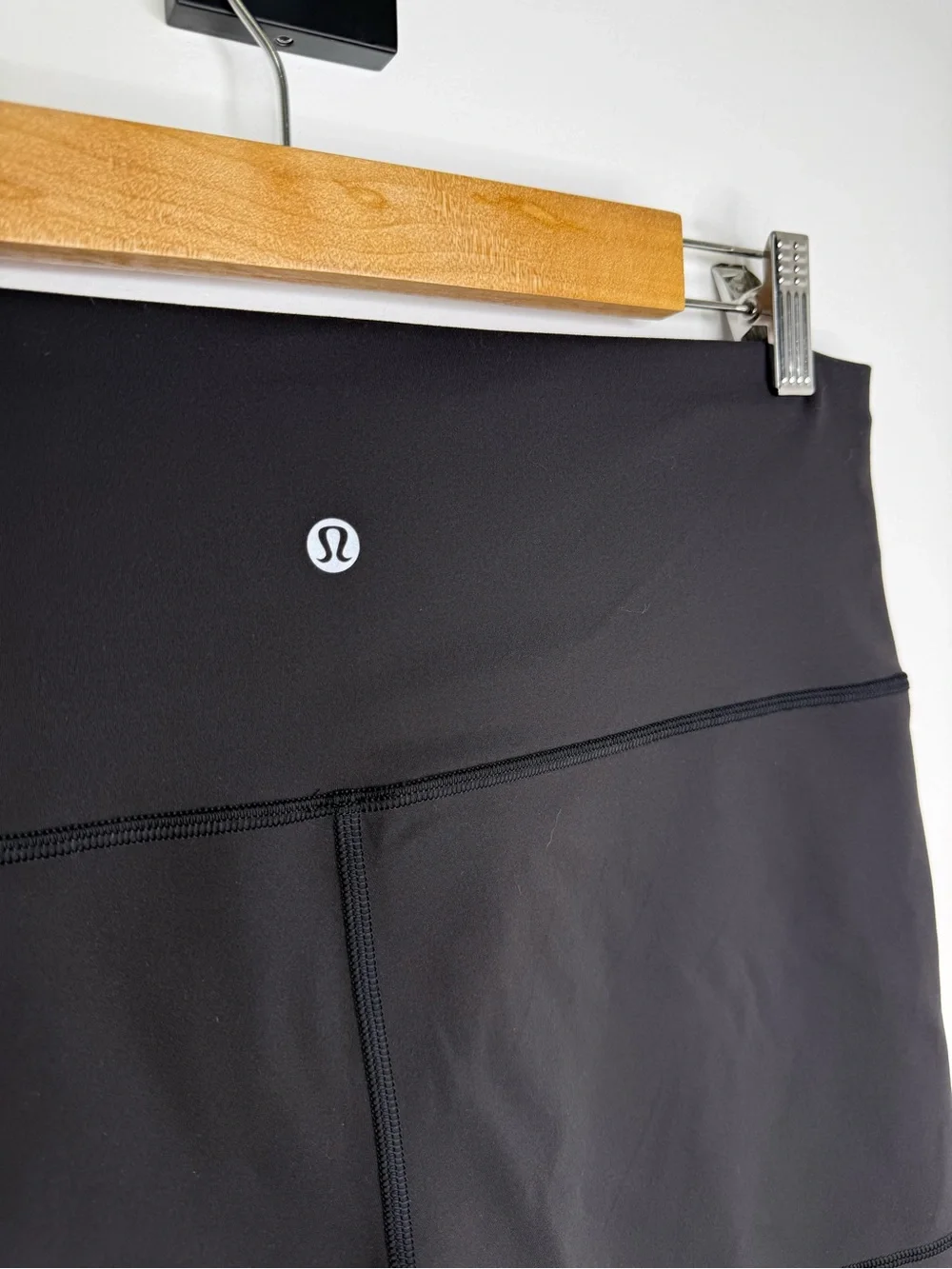 LULULEMON Black Wunder Train High Rise Shorts 4”